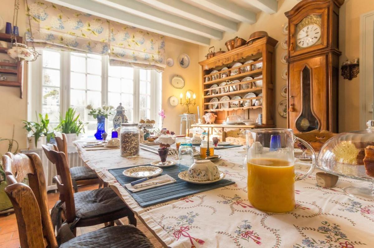 La Maison Bleue Arquian Экстерьер фото